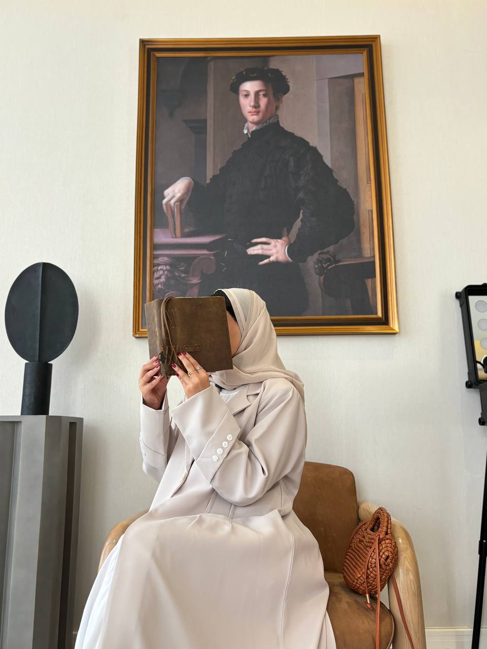  عباية كتان بليزر رسمي تحديدكسرات اكمام زرار 