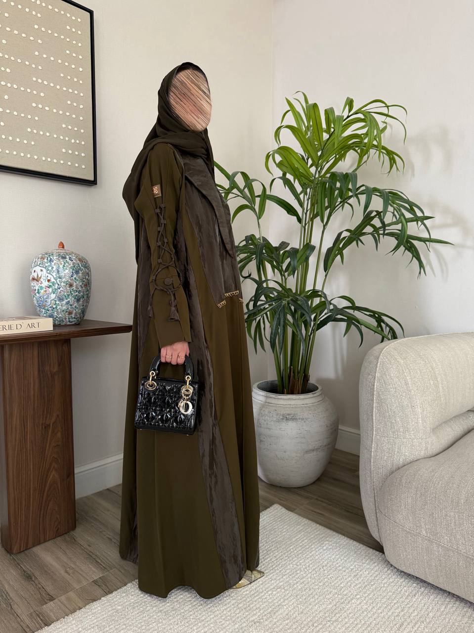  عباية سيراميك بتدخيلات جاكار 