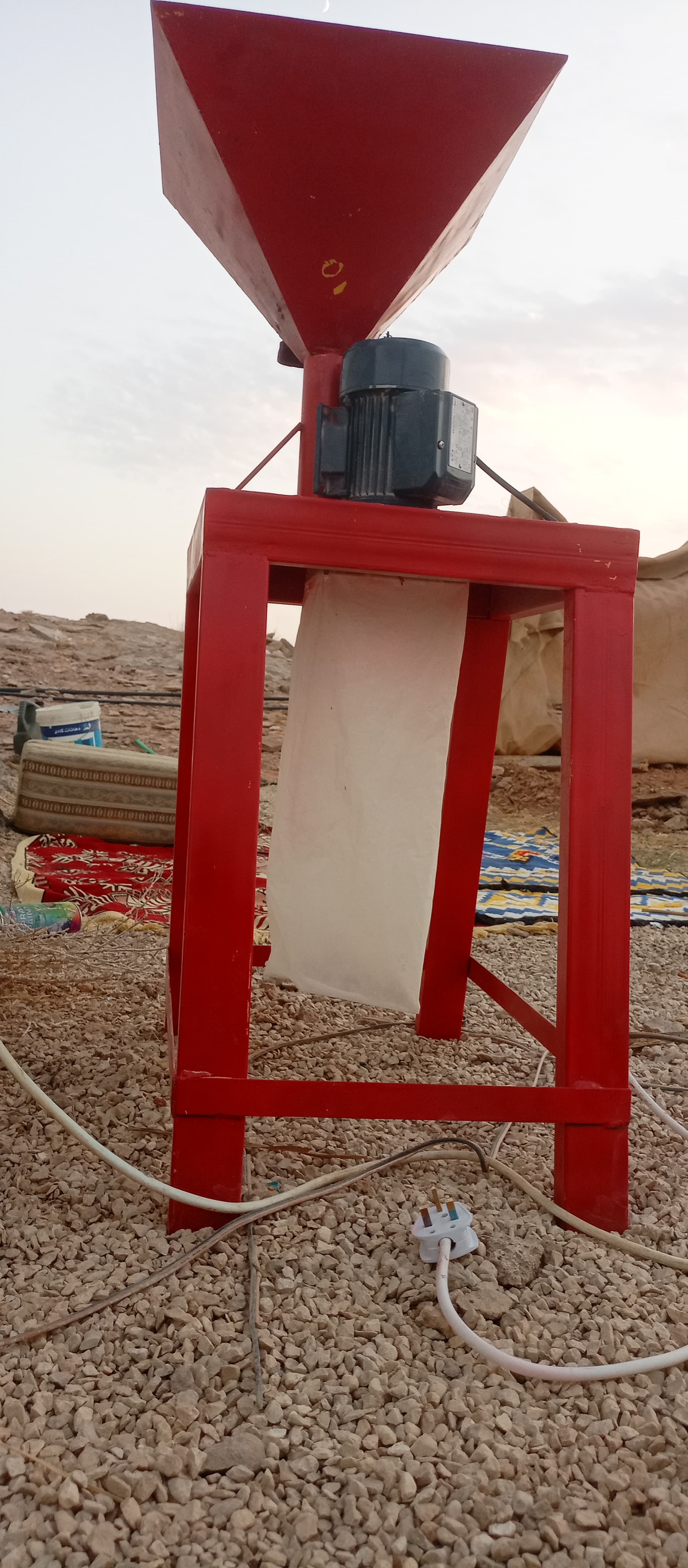 جراشة حب شعير ، حب ذره صفراء 