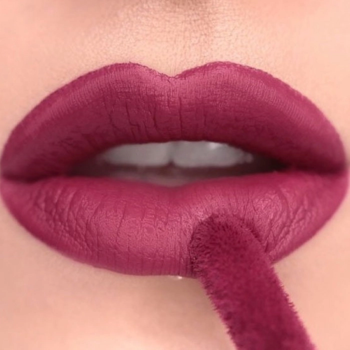  Burgundy Star Lipstick - Revolution 