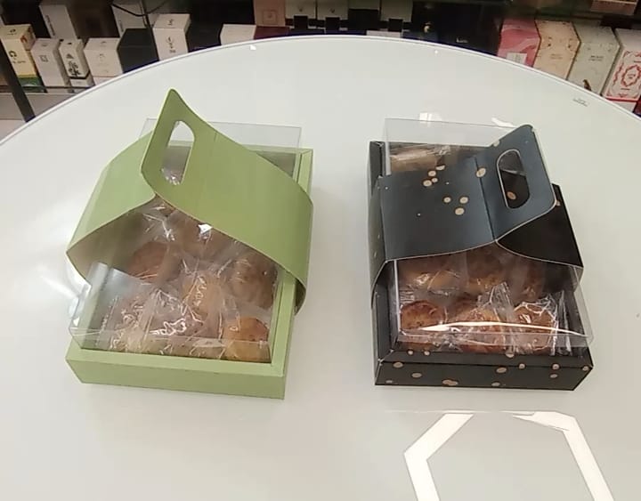بوكس اهز شفاف اسود مقاس 27*17*4
