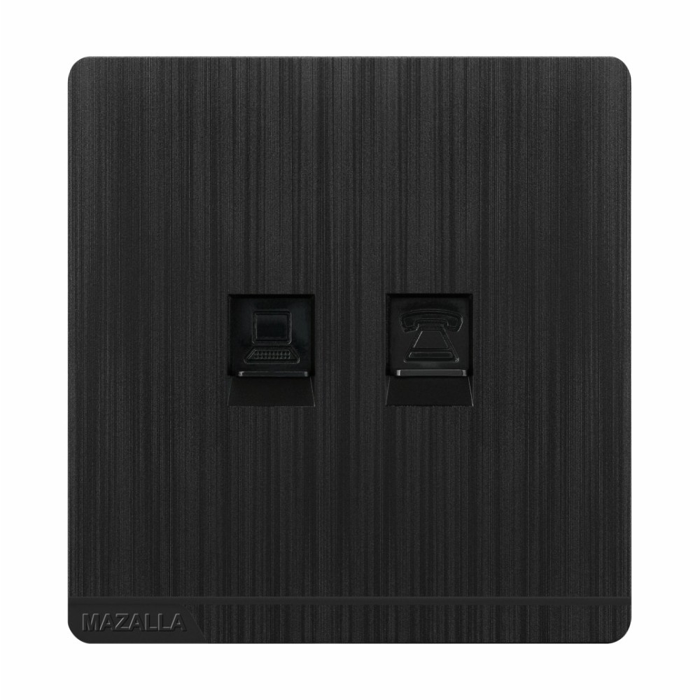 Phone plug + computer plug