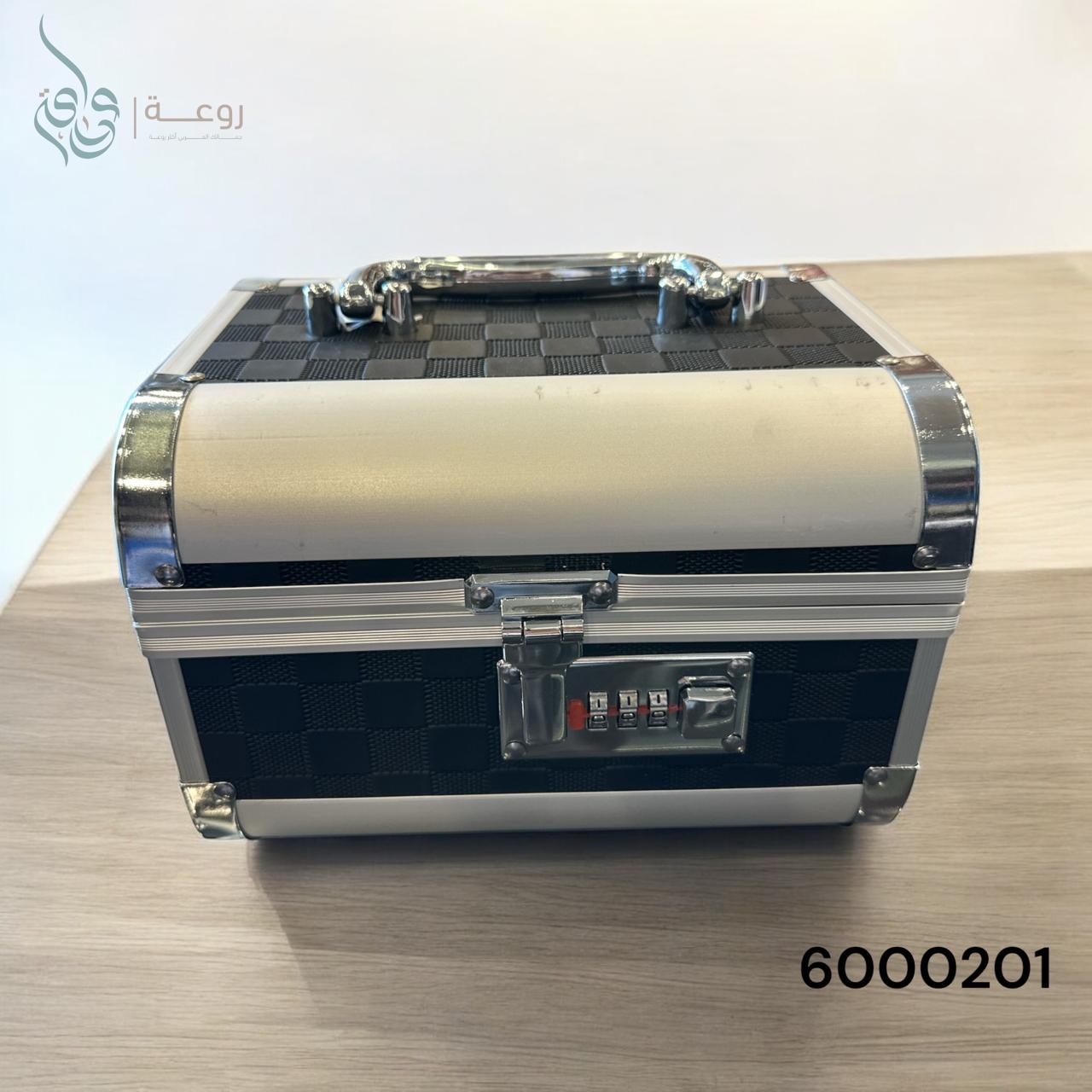 شنط تنظيم مستحضرات التجميل والاكسسوار  لون اسود