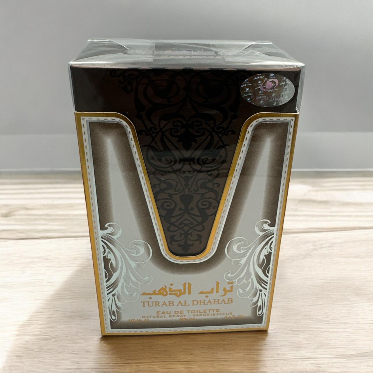 عطر تراب الذهب