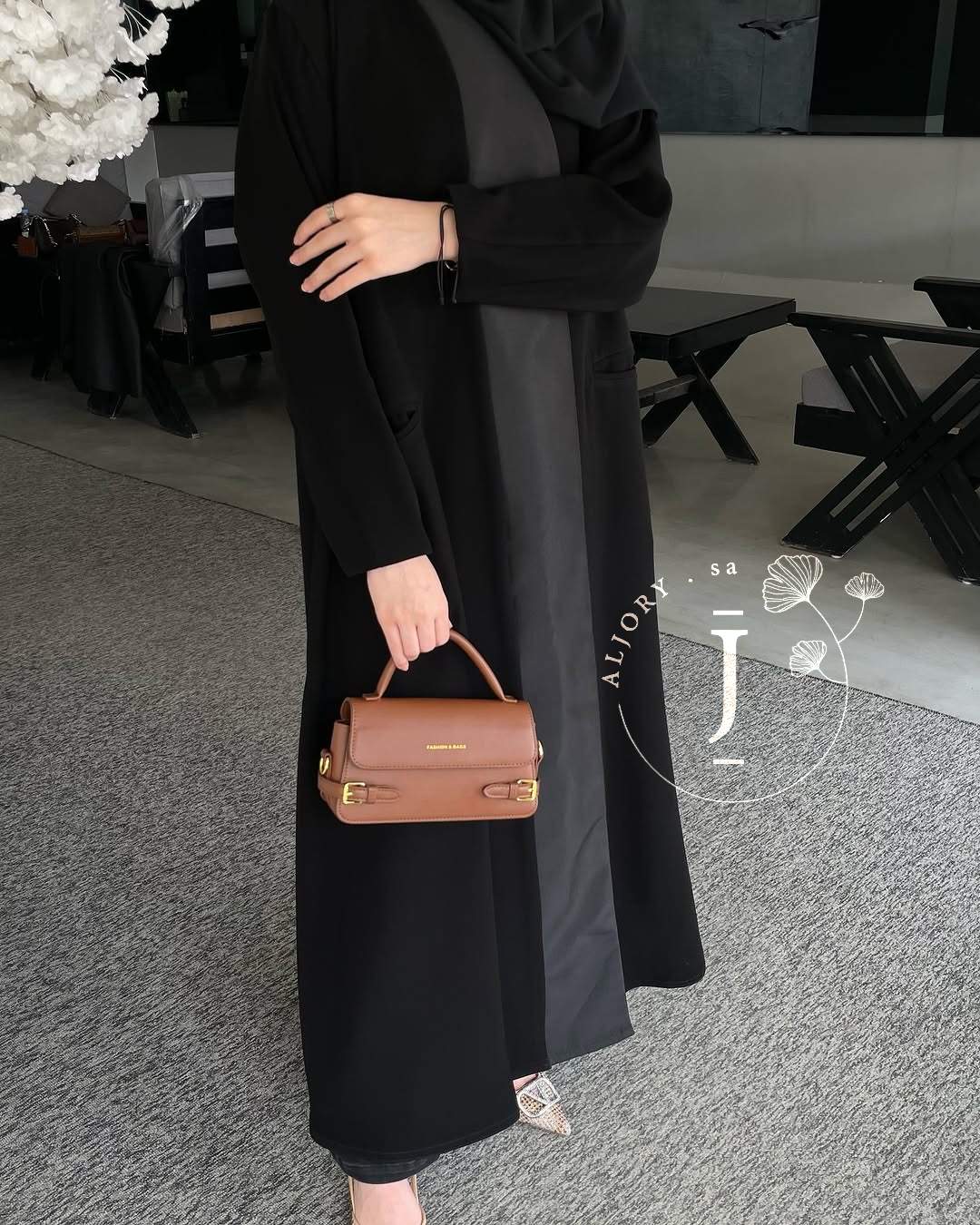 عباية سوداء سادة