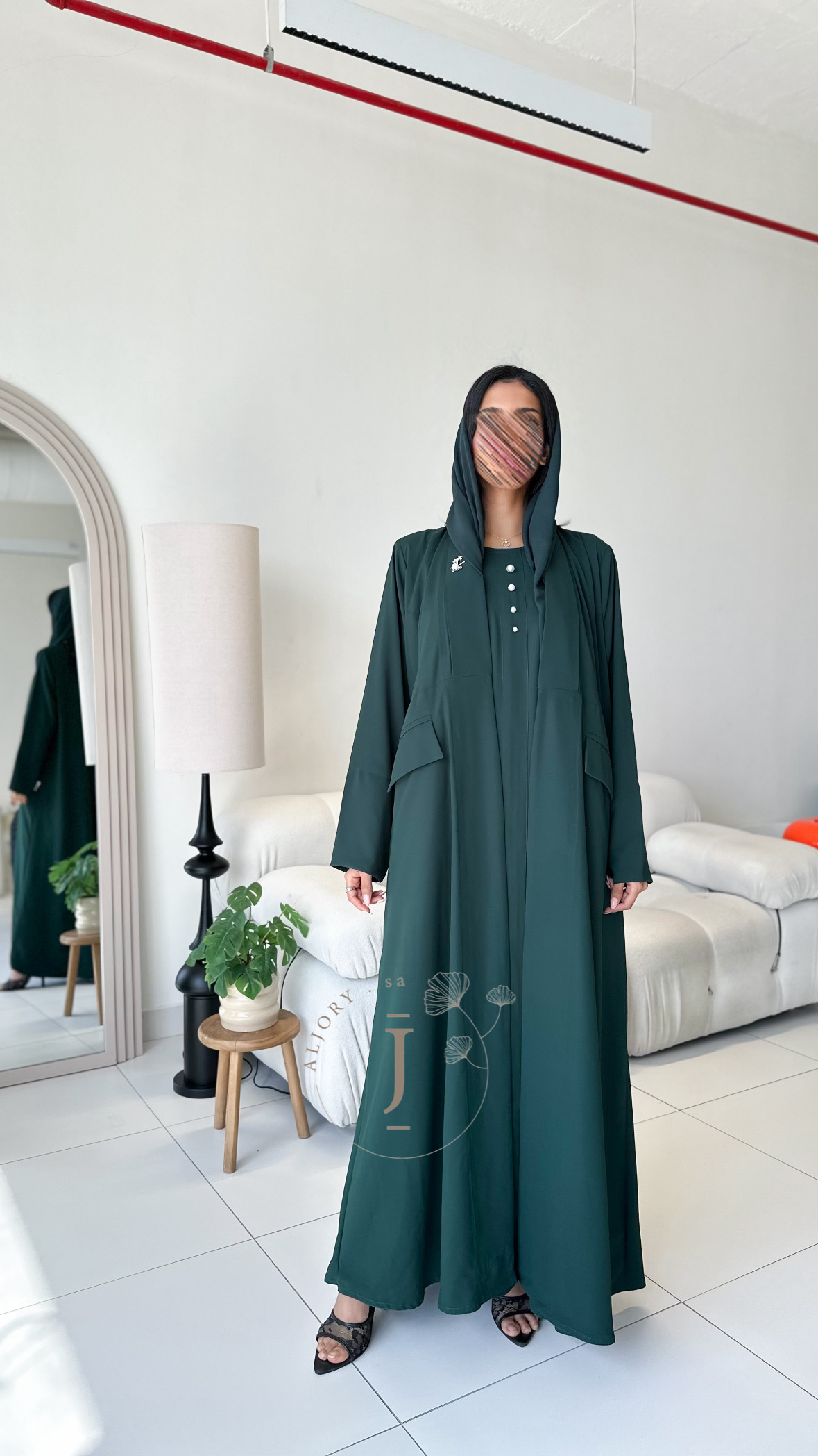 عبايه لون اخضر غامق
