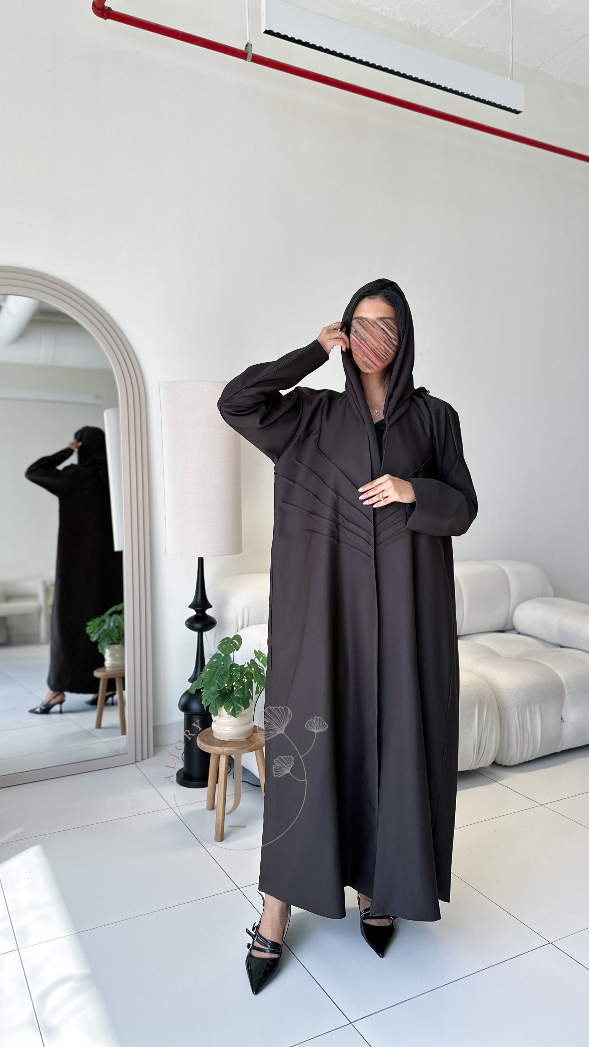 عباية قصة بليزر