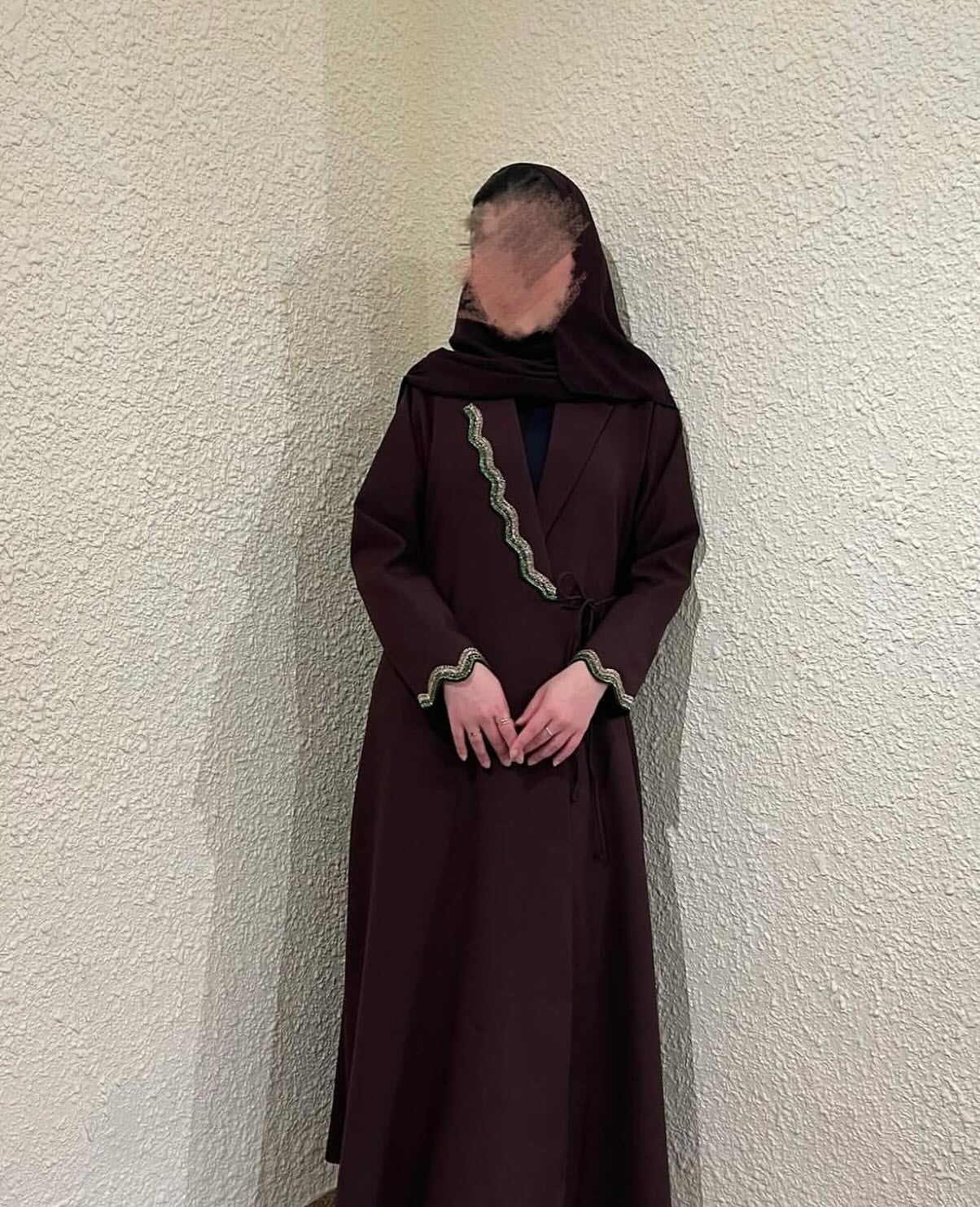 عبايات ملونة فخمة