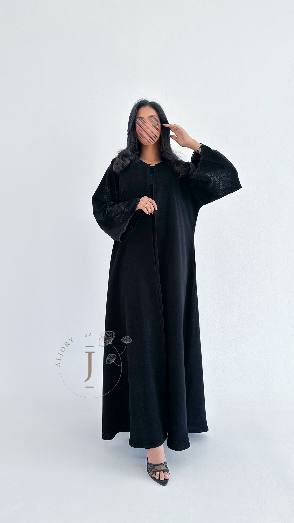 عباية تطريز اسود