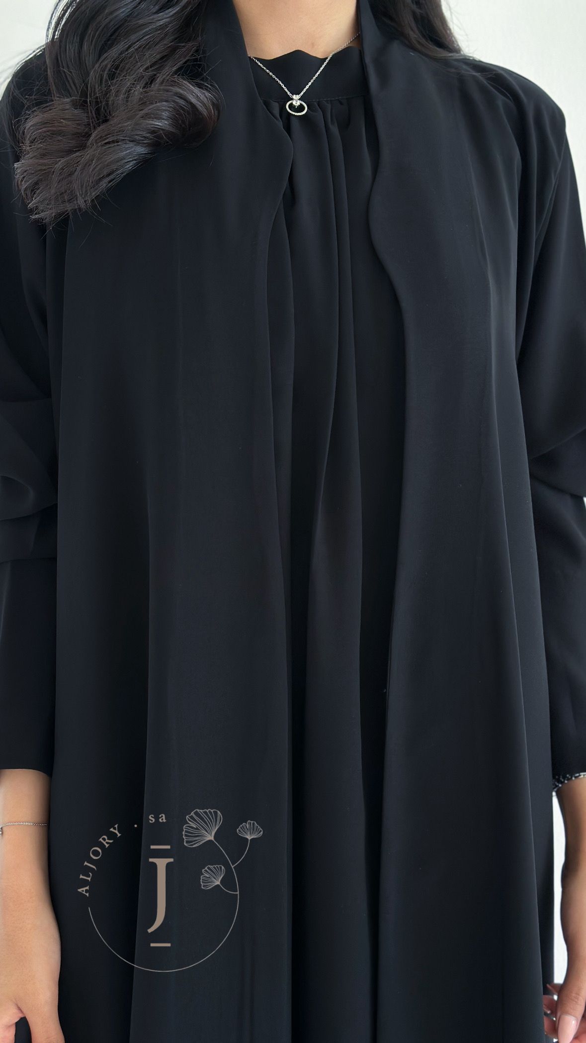 عباية اسود سادة