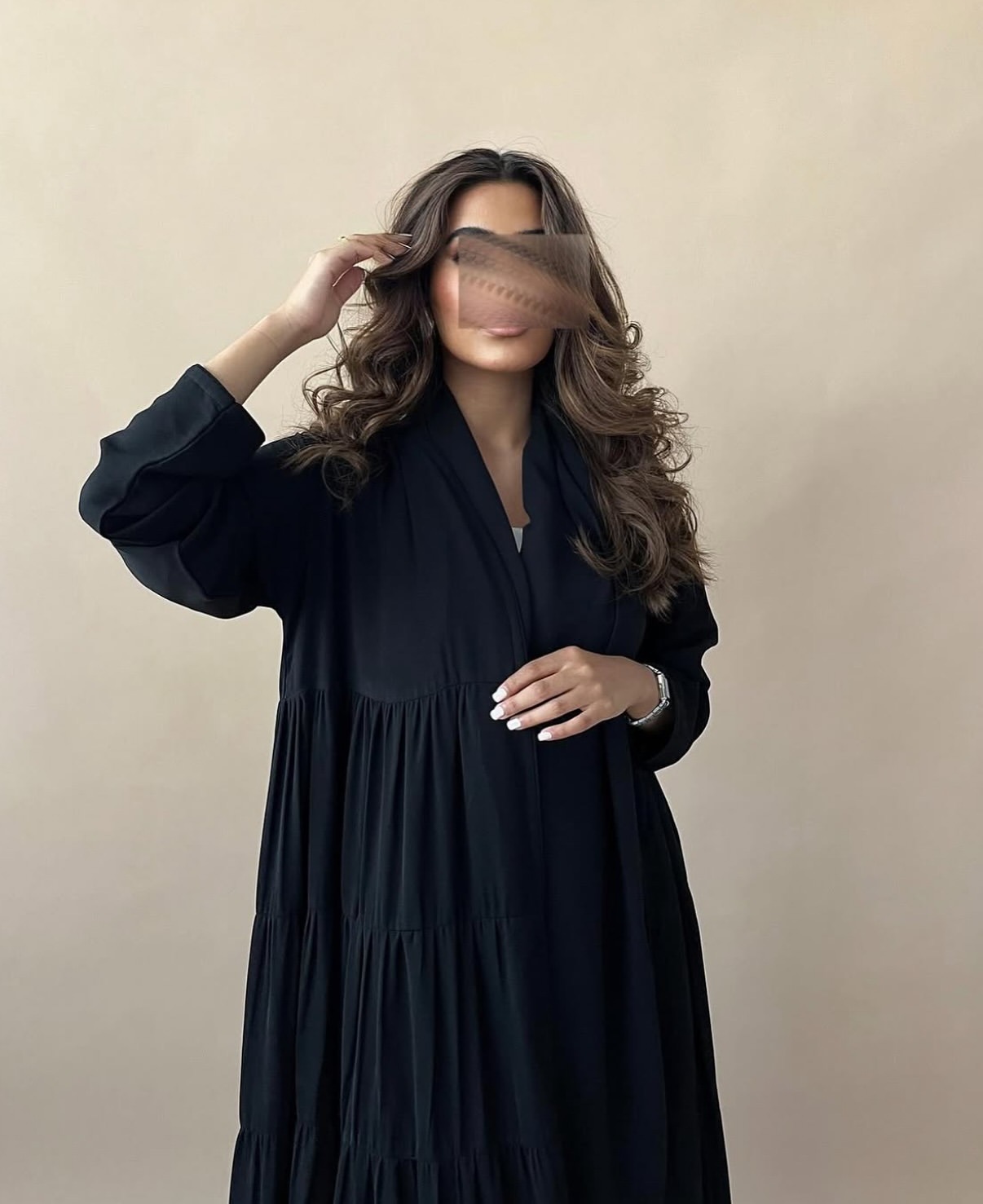 عبايات كلوش سوداء