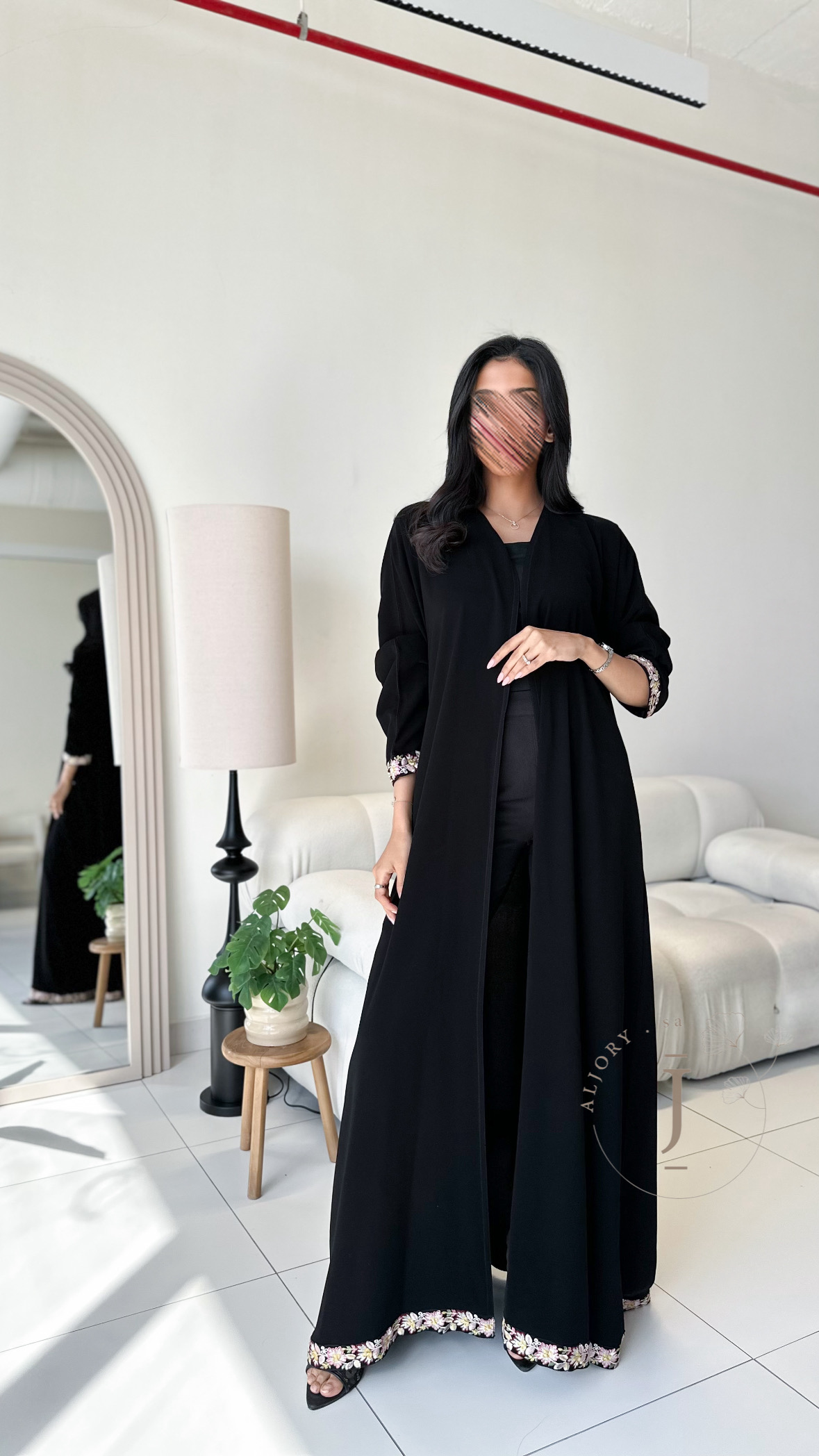 عباية تطريز ورد