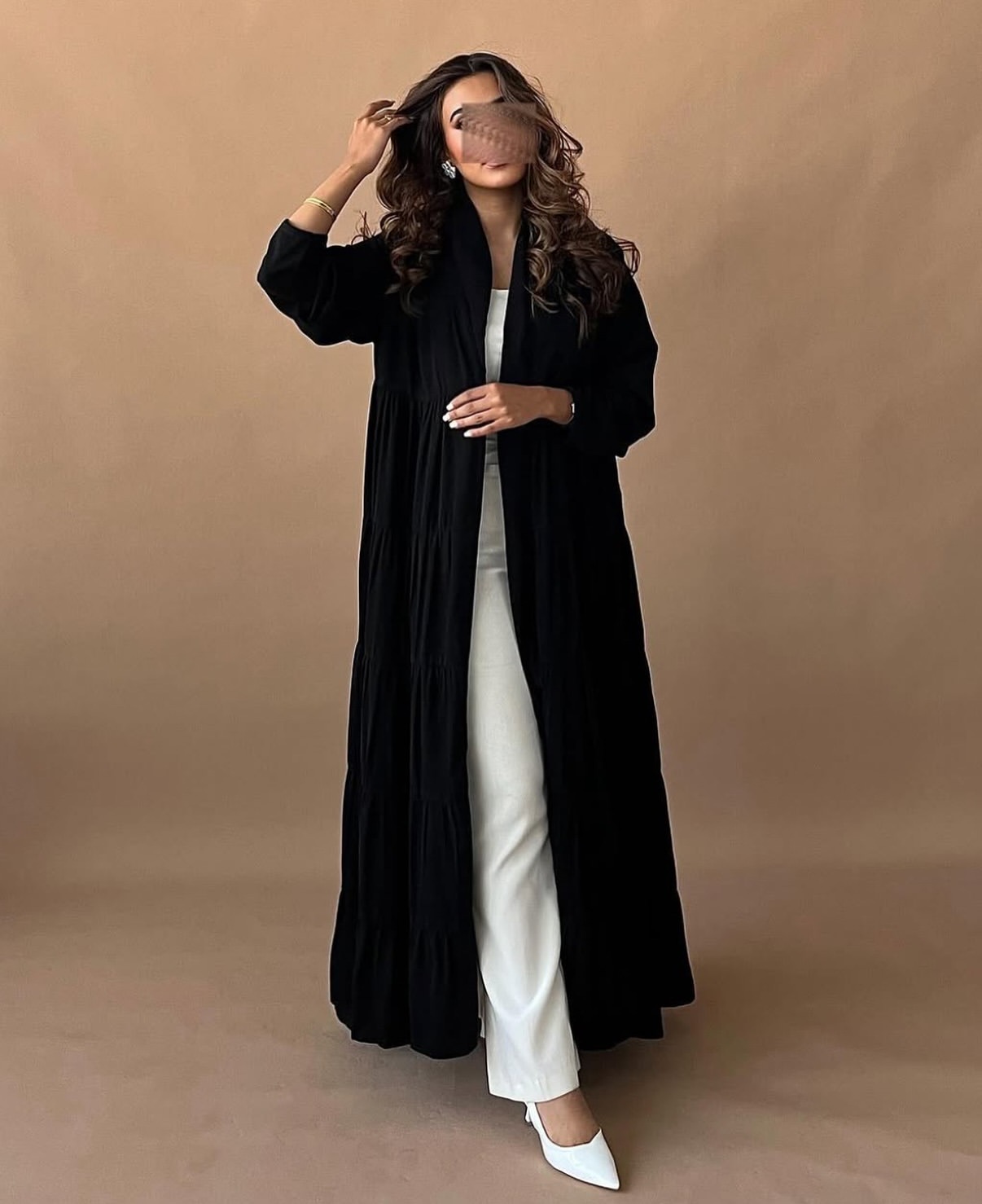 عبايات كلوش سوداء