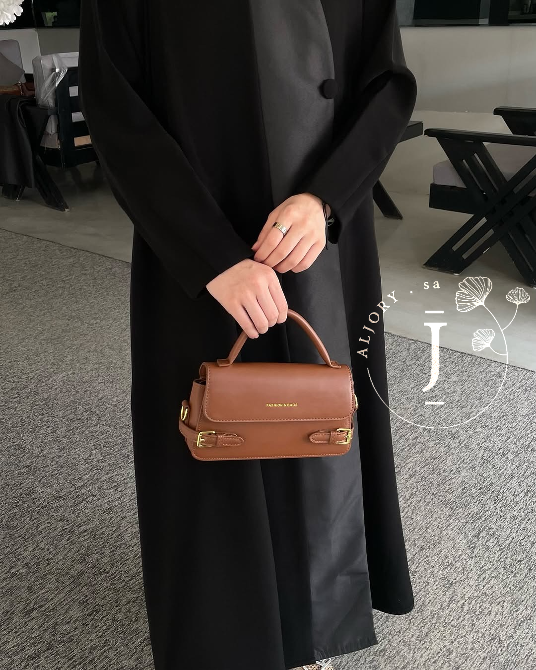 عباية سوداء سادة