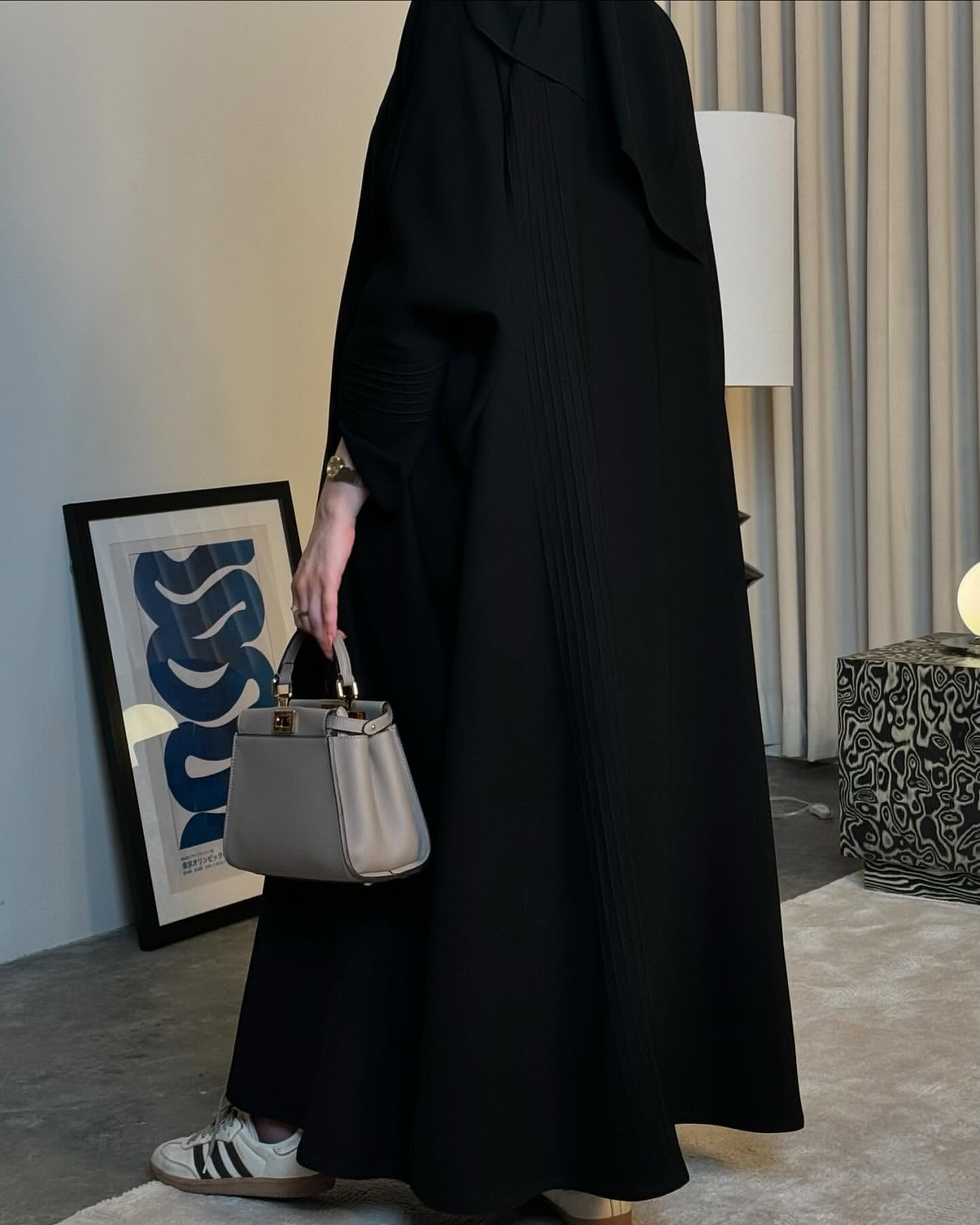 عباية سوداء سادة