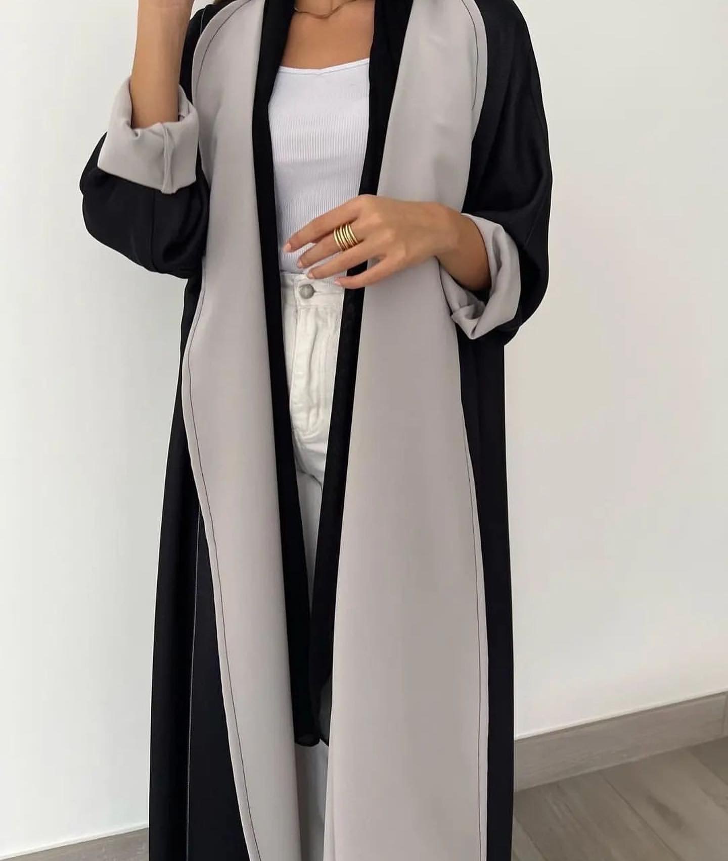 عبايات ملونة سادة