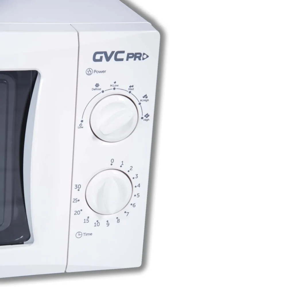 ميكرويف GVC جي في سي برو 20 لتر أبيض على خلفية بيضاء.