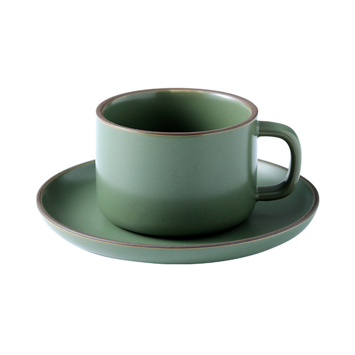 Coffee cup that blends style and comfort