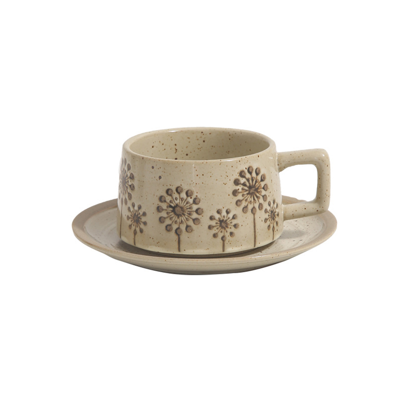 Tawaheen coffee cup with artistic elegant design