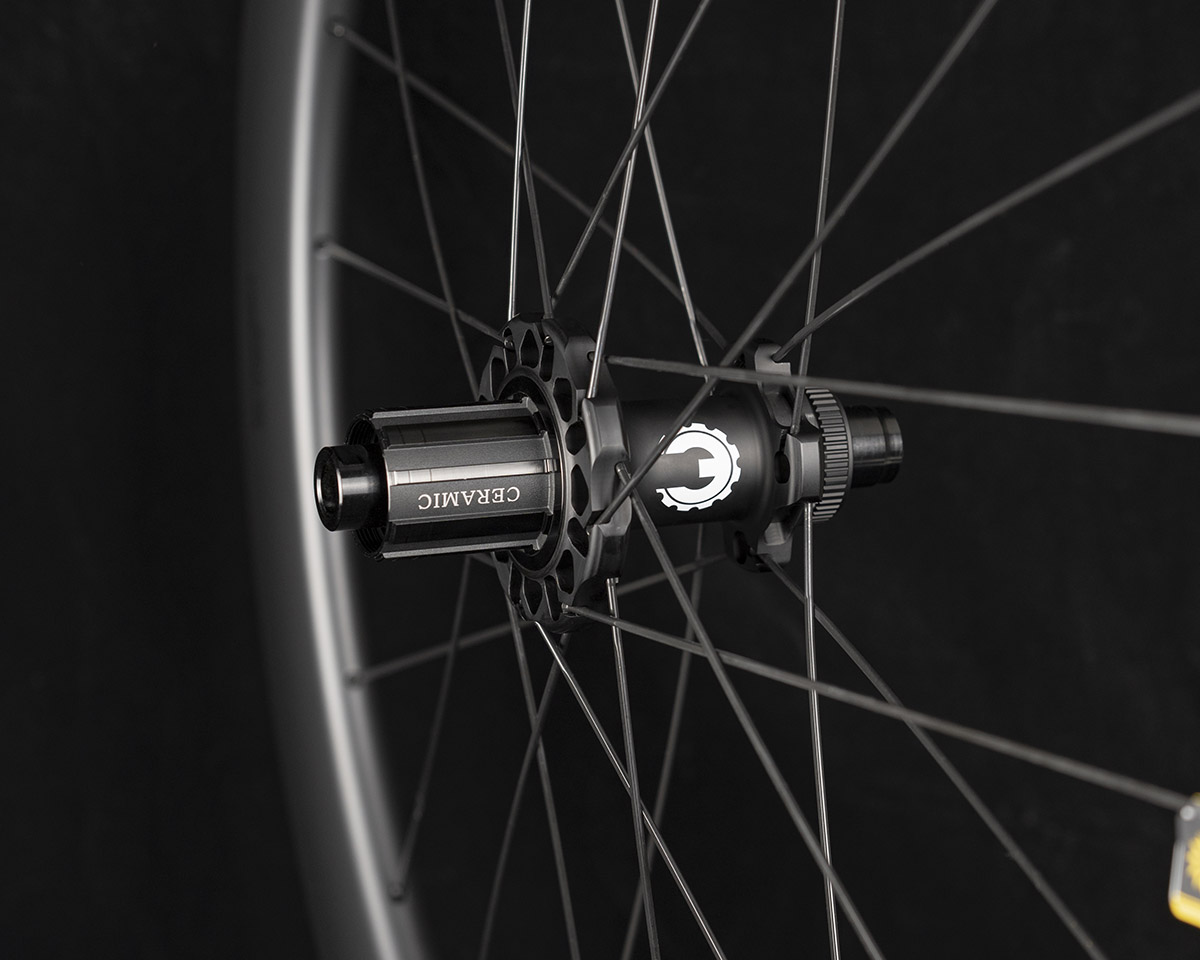 مجموعة جنوط إليت 60ملم كاربون MARVEL disc brake 