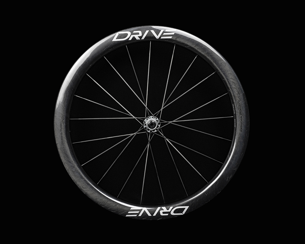 Wheel sets and tires
