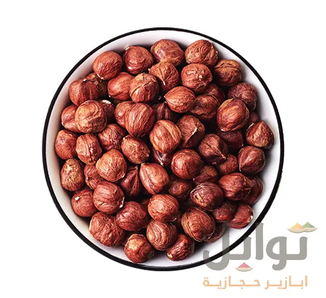 بندق مقشور خام