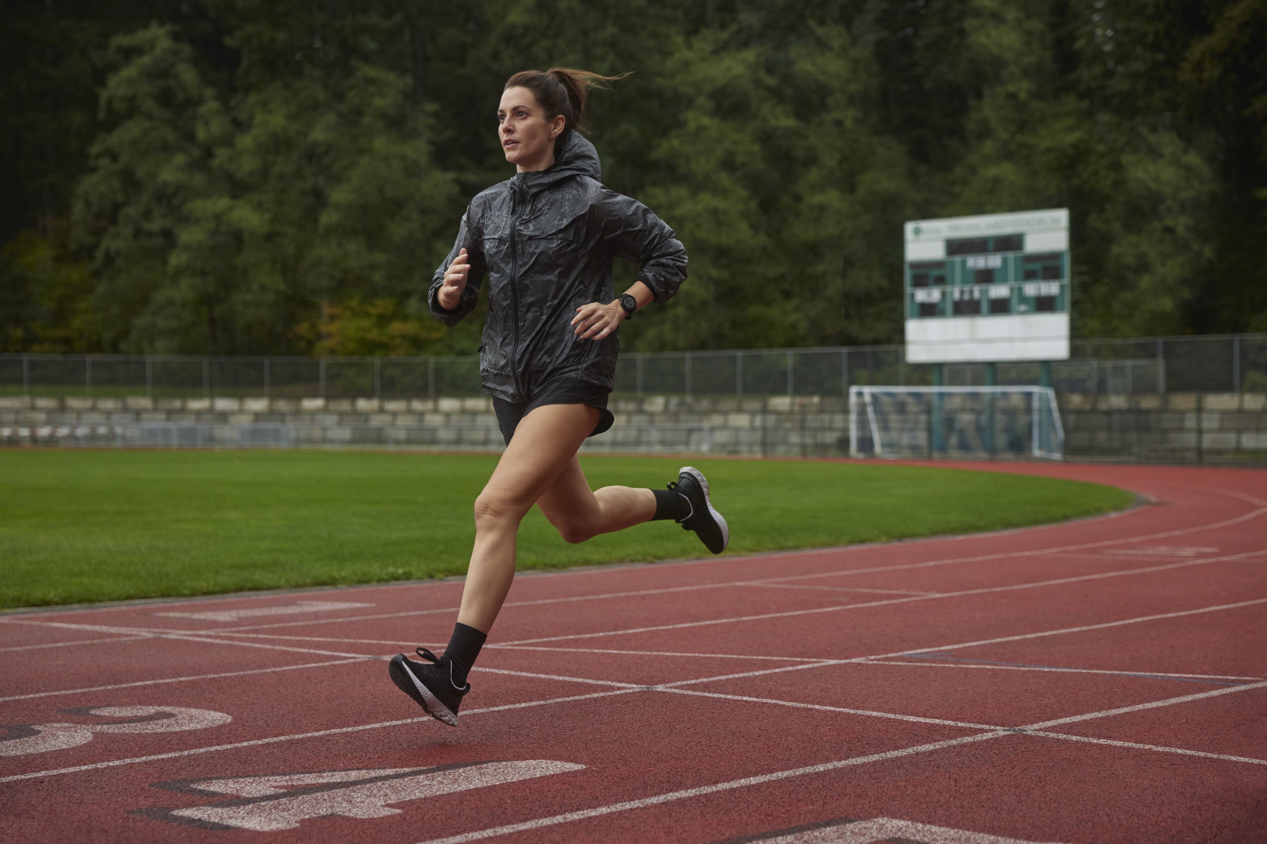  ساعة جارمن  فوريرنر 255 -Garmin Watch Forerunner 25 