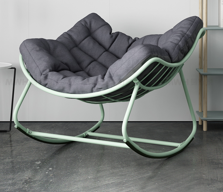  relaxing chair  