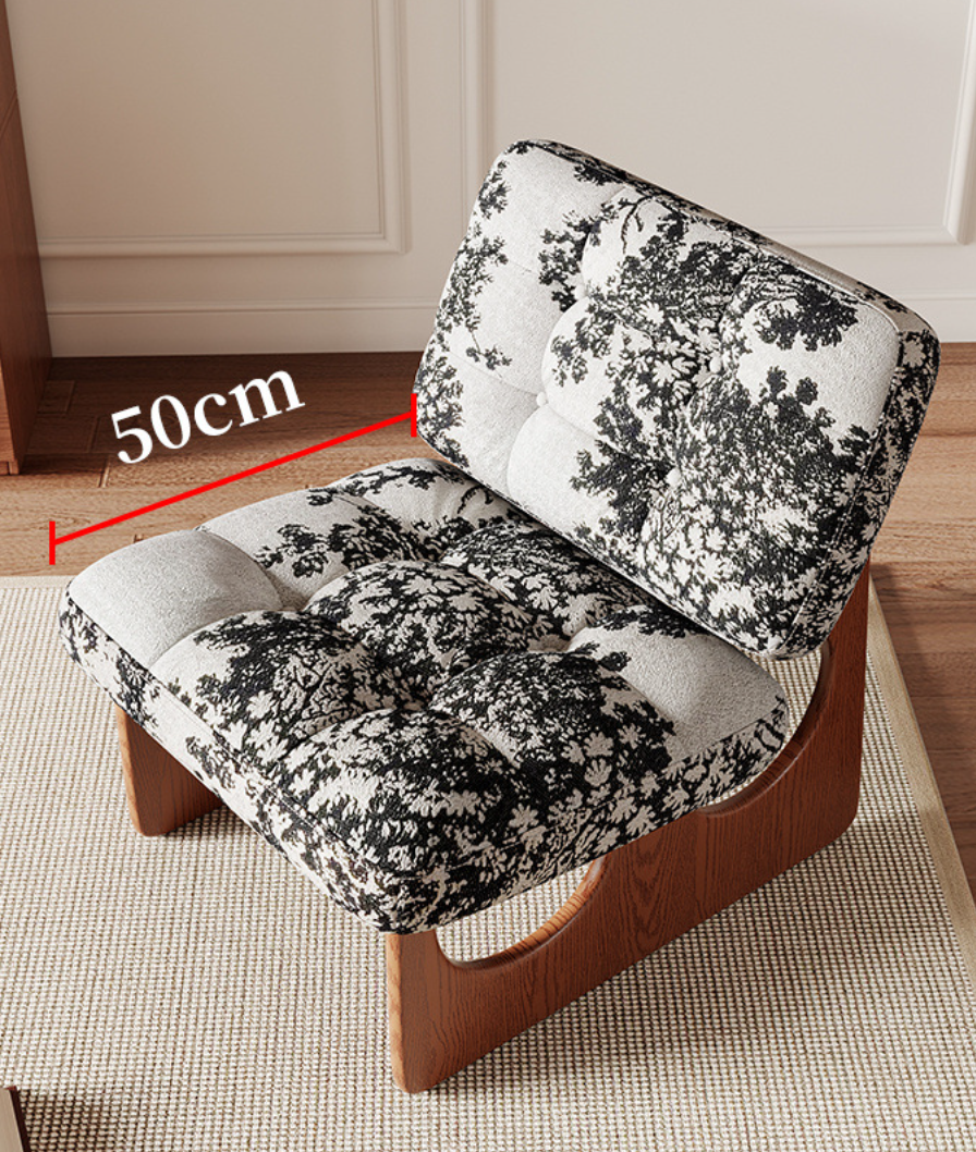  Antique style sofa 