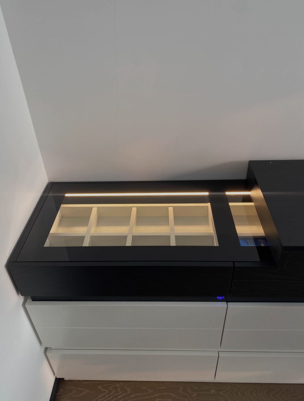  Decorative table with integrated cabinet and foldable mirror 