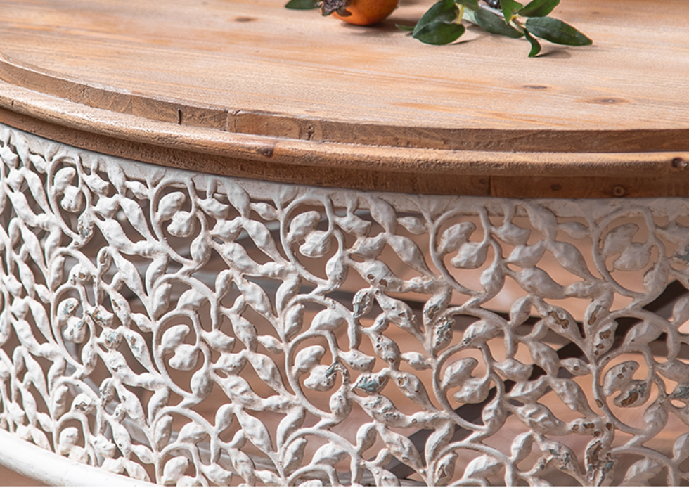  Vintage coffee table 