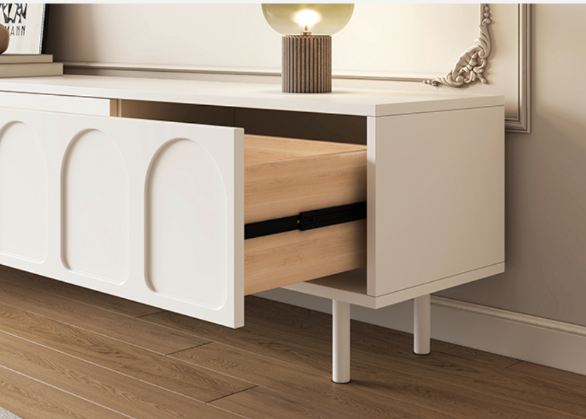  Q Furniture 