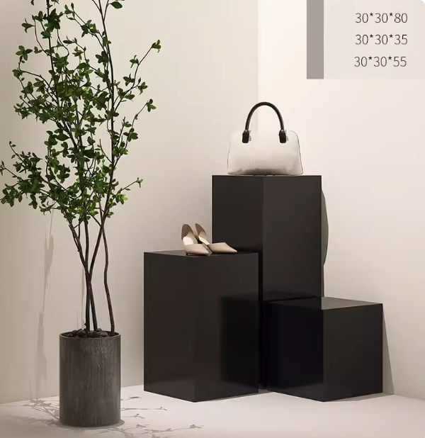  Clothes display tables 