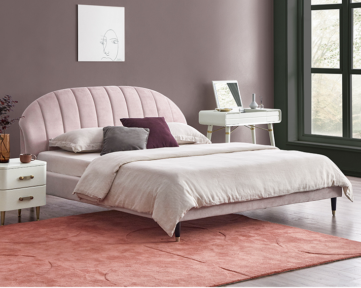  bed room furniture  
