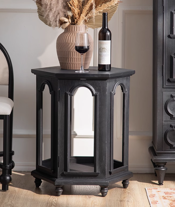  Vintage table 