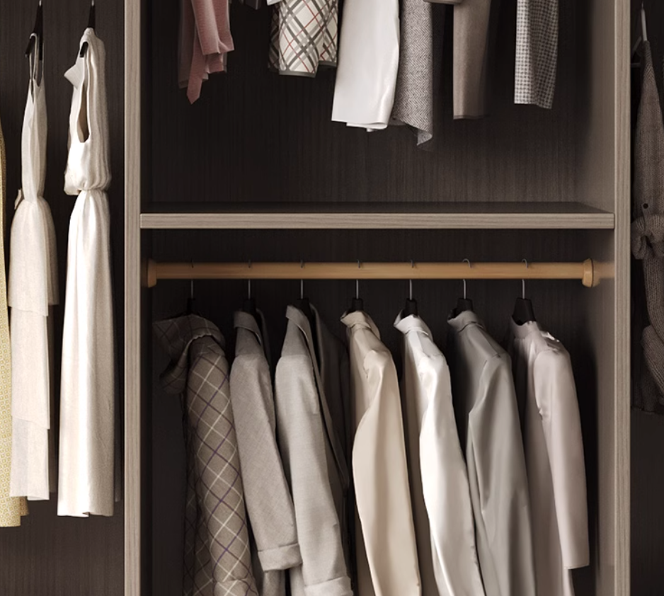  Livia's wardrobe 