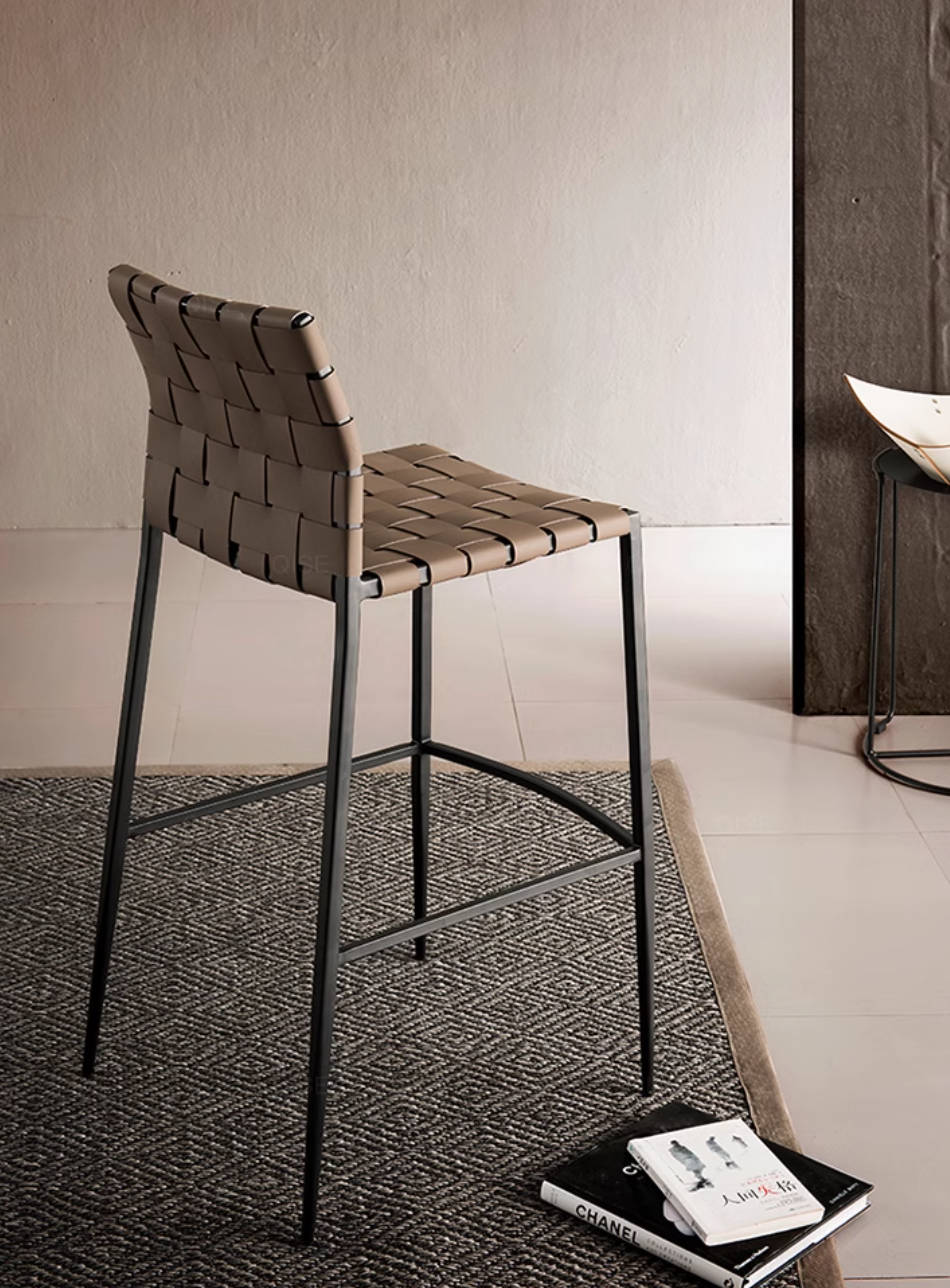  High chair 