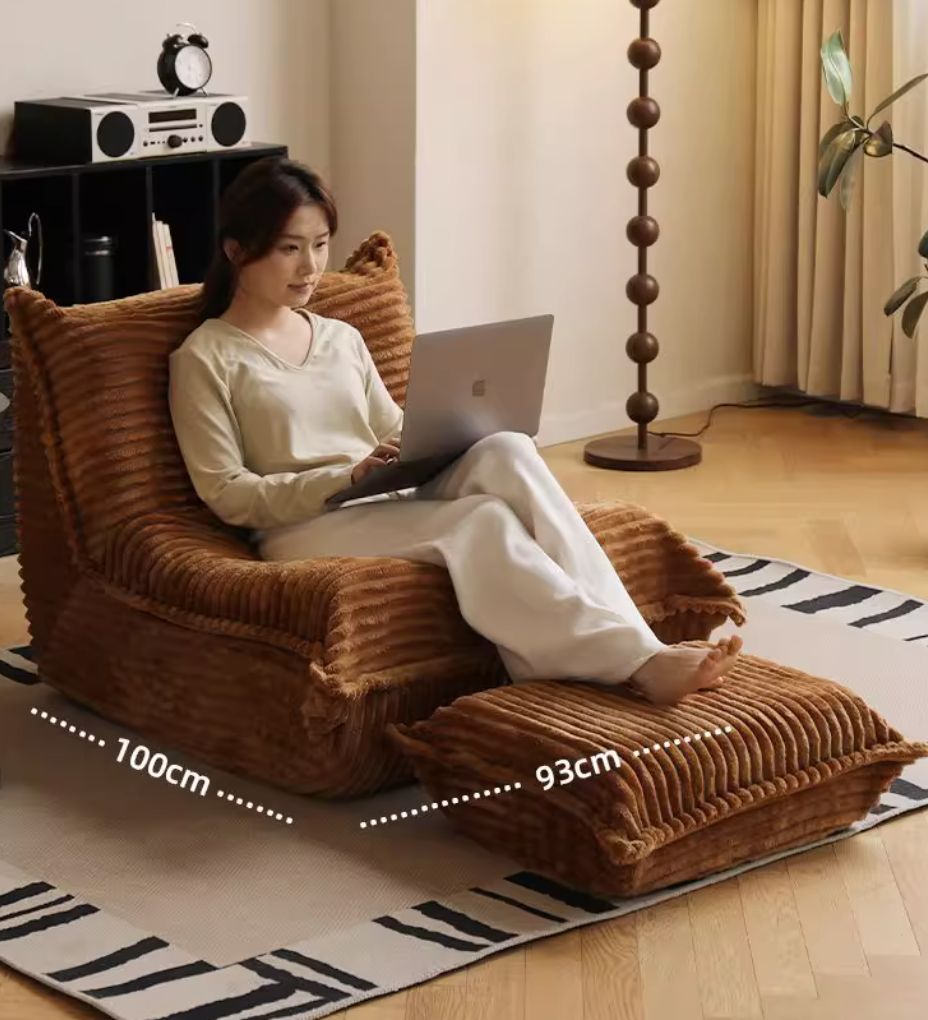  Caterpillar sofa 