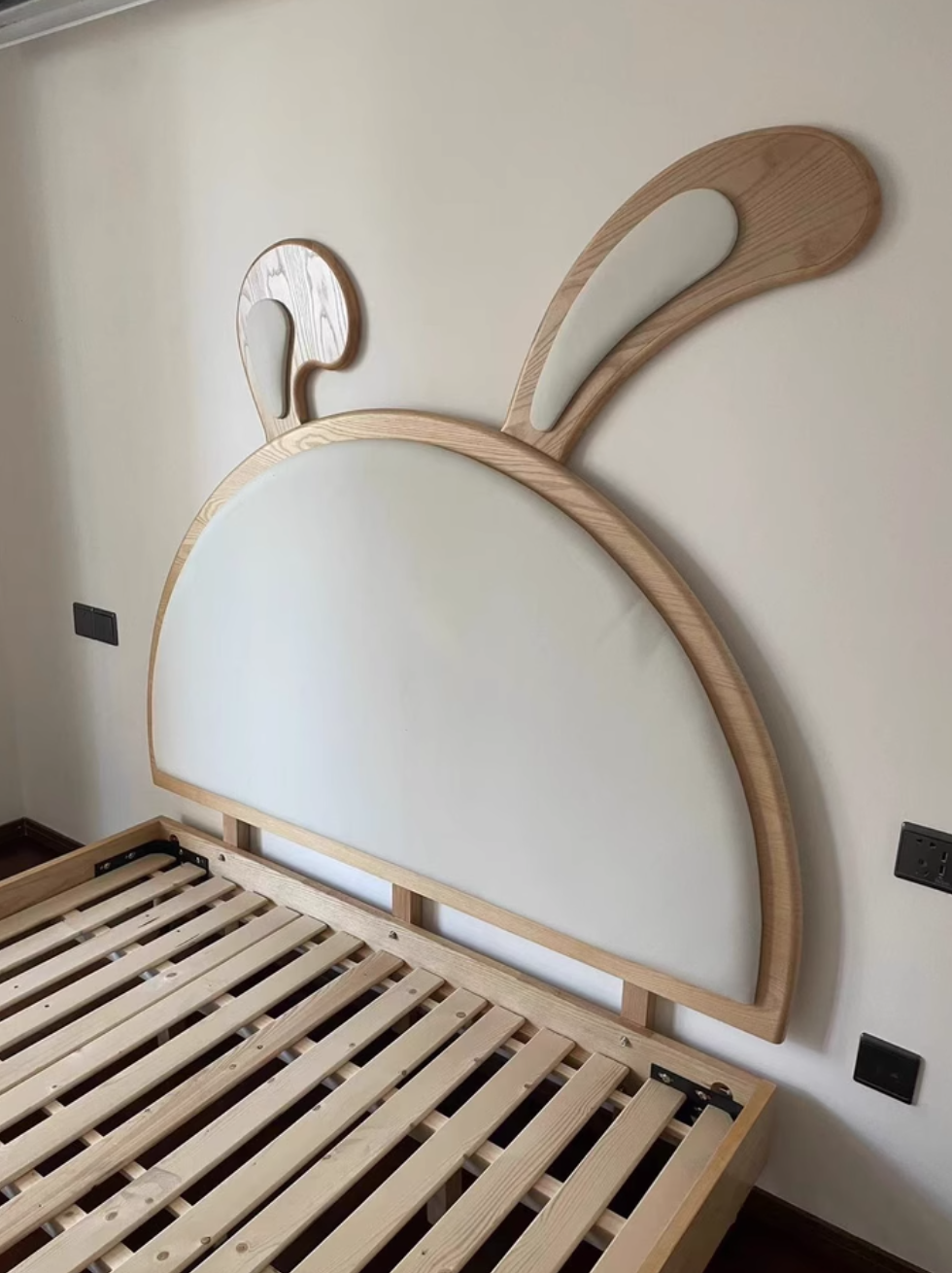  Rabbit baby bed 
