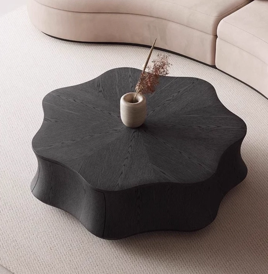  طاولة بتصميم حديث 