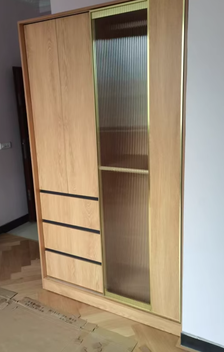  Sliding door wardrobe 
