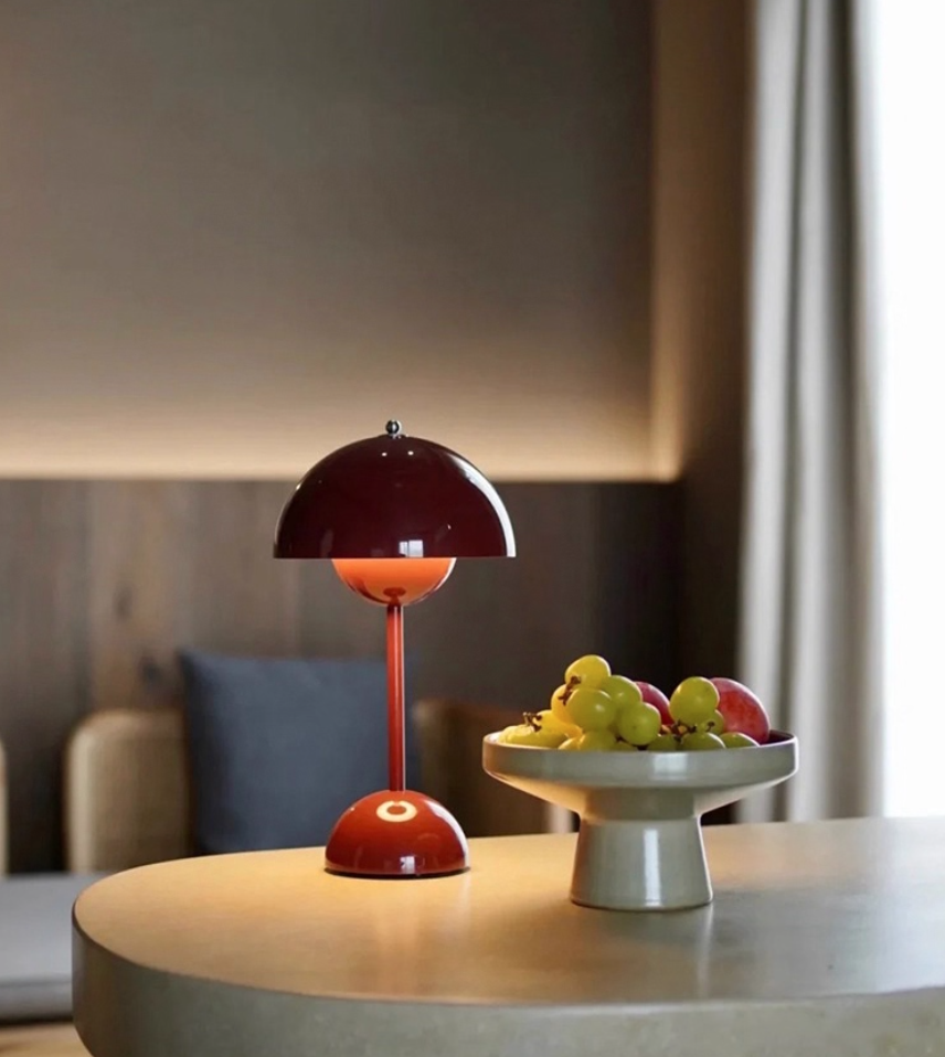  Table lamp 