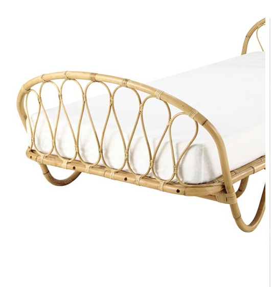  kids bed 