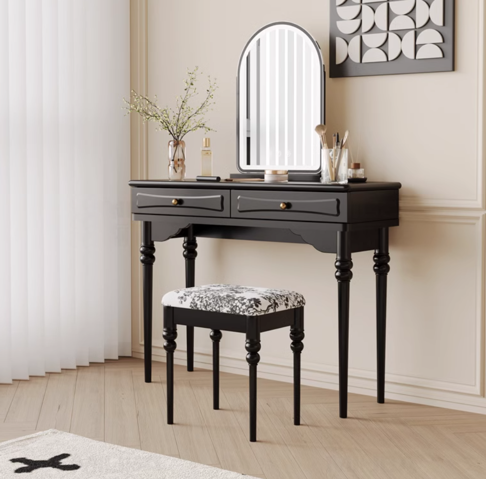  Dressing table with chair and illuminated mirror 