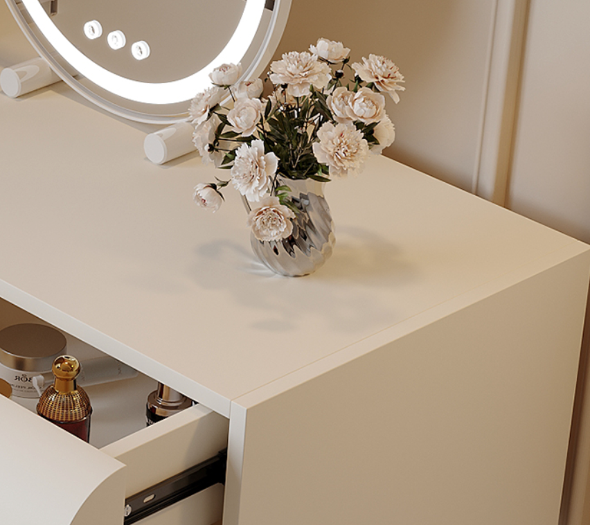  Fanz dressing table with chair and smart mirror 