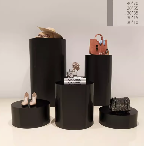  Clothes display tables 