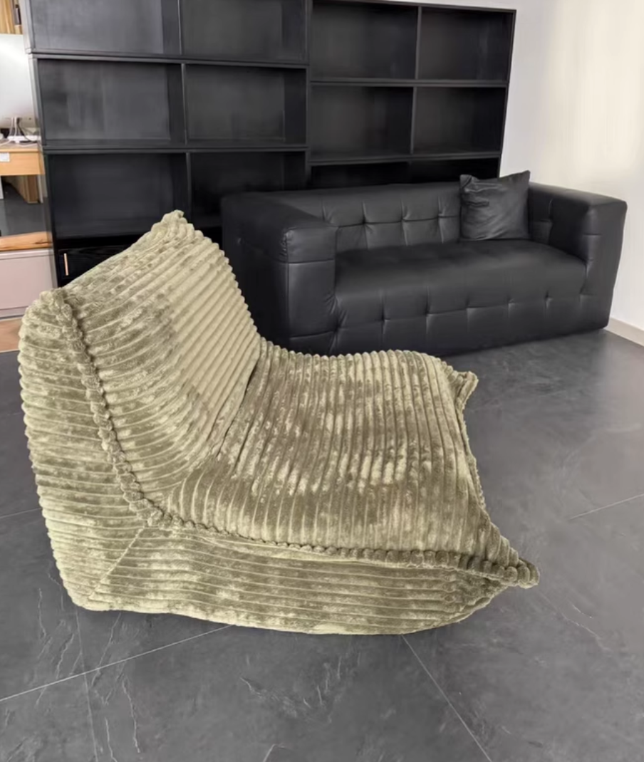  Caterpillar sofa 