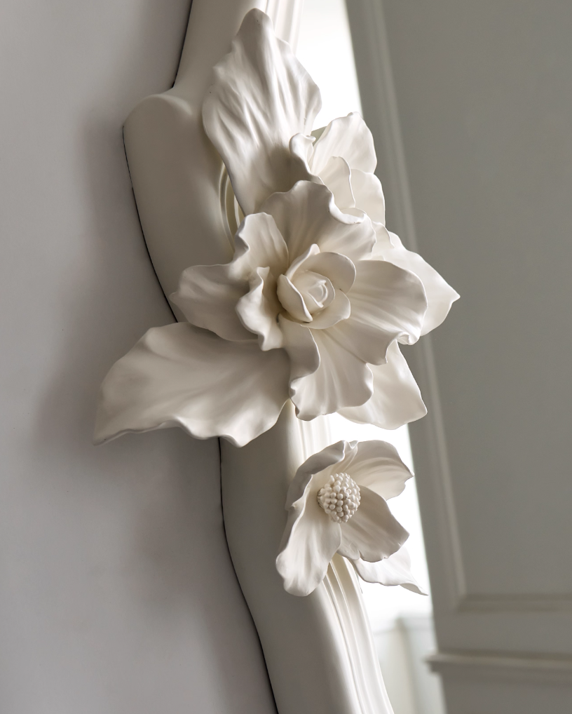 Modern sculpted mirror 