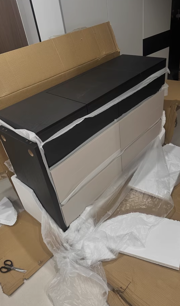 Decorative table with integrated cabinet and foldable mirror 