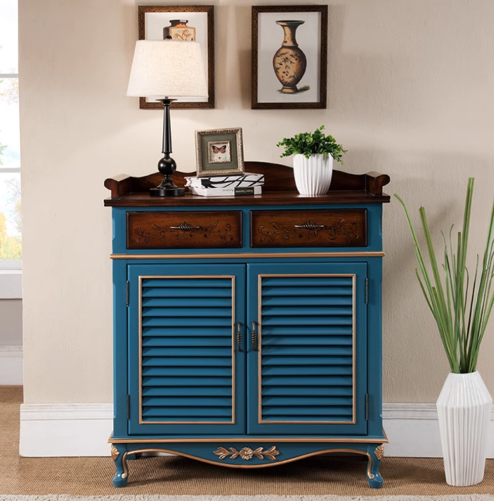  Rustic style wardrobe 
